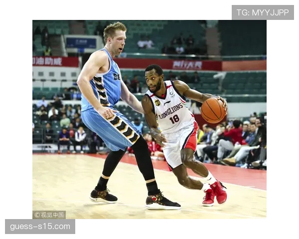 国王惜败雷霆 福克斯最后时刻失误错失逆转良机 国王惜败雷霆 福克斯最后时刻失误错失逆转良机