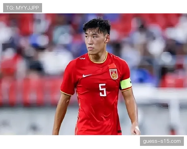 上海申花后卫朱辰杰18岁起担任主力，防守能力获认可